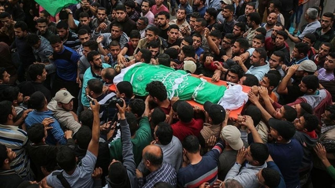 Filistinli şehit Hamade son yolculuğuna uğurlandı