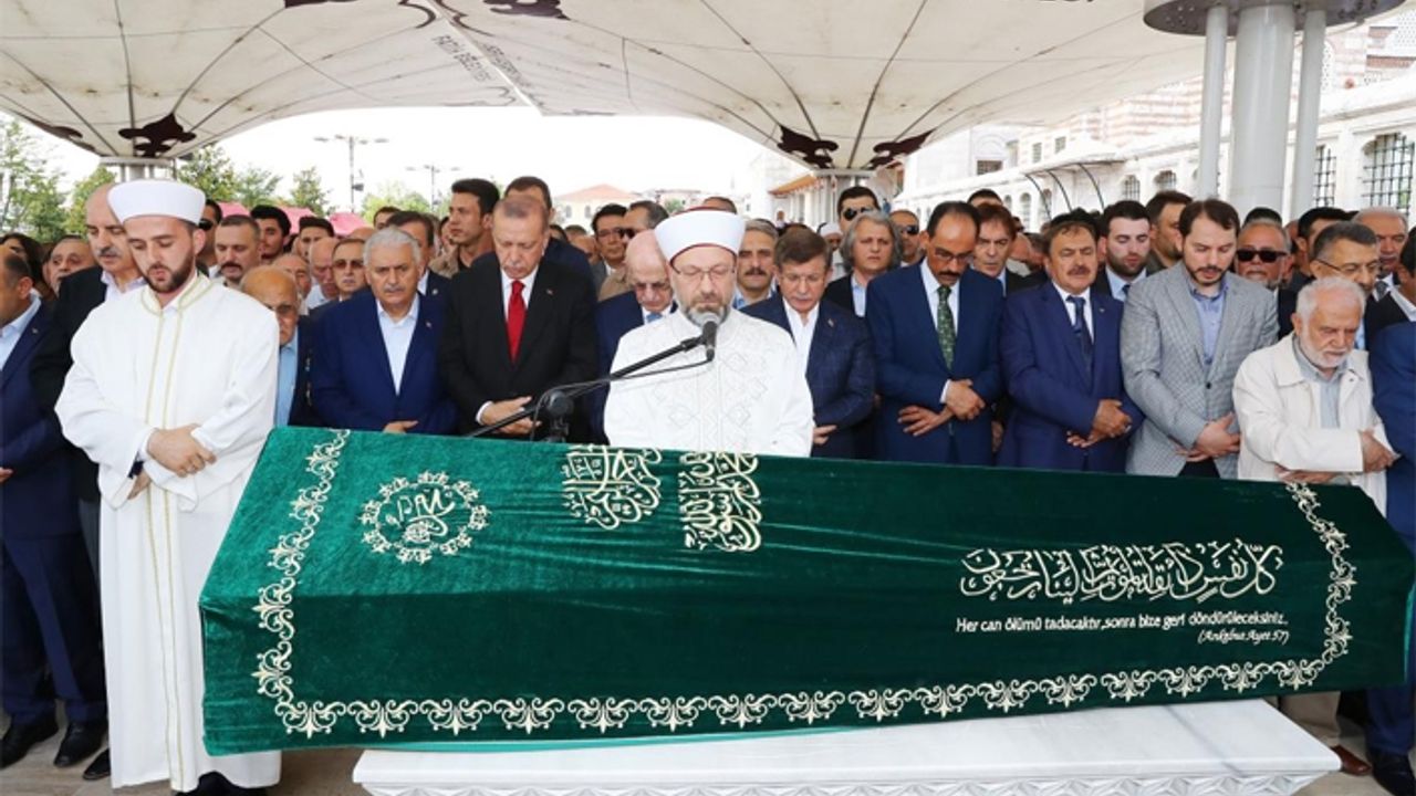 Prof. Dr. Sezgin Son Yolculuğuna Uğurlandı