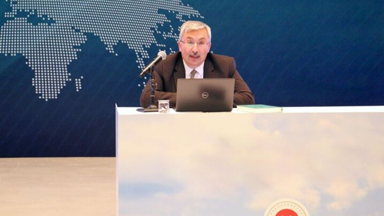 Prof. Özdemir: Her ferdin zihin dünyasında bir yaratıcıya inanma duygusu vardır