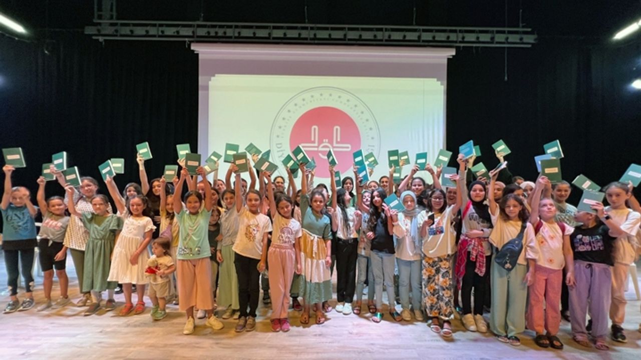 Bayrampaşa'da Yaz Kur’an Kursu öğrencileri yarıştı