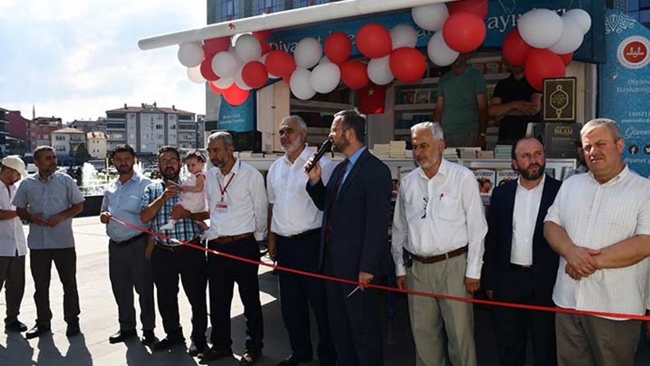 Diyanet Yayınları Seyyar Satış Kabini Kütahya'da