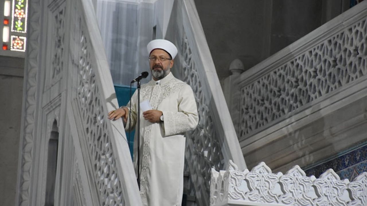 Erbaş: Allah'ın koyduğu helal ve haram sınırlarını hakkıyla koruyalım