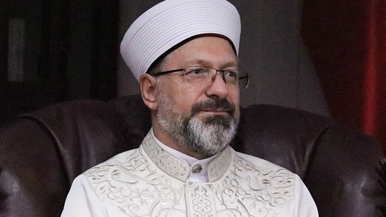 Diyanet İşleri Başkanı Erbaş, Binali Yıldırım'ı ziyaret etti