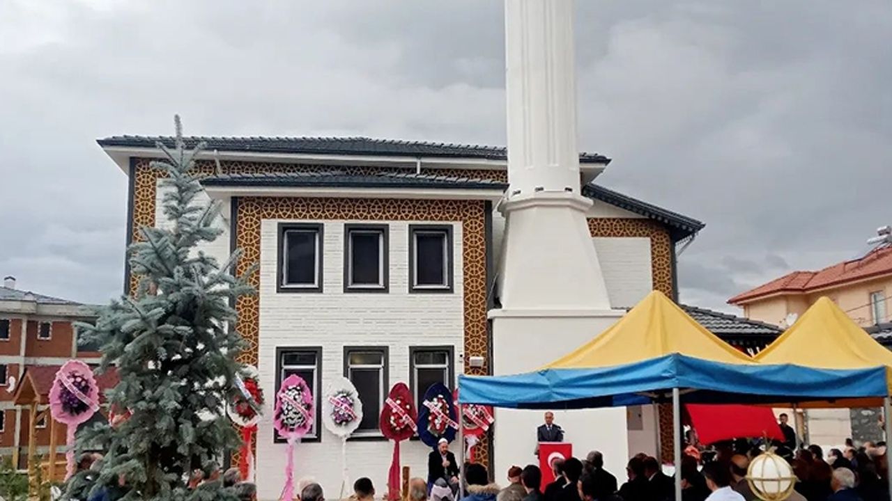 Niksar’da cami ve Kur’an kursu dualarla açıldı