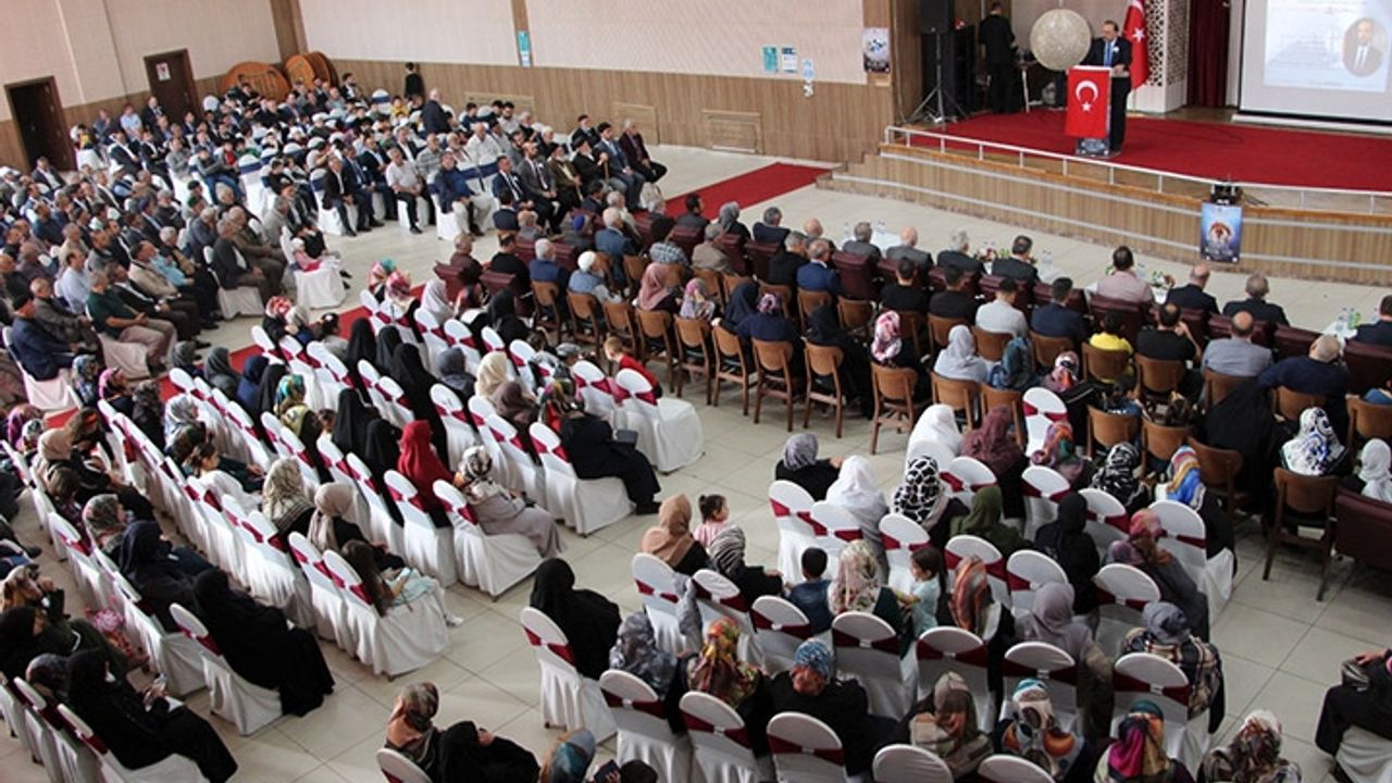 Oltu'da Mevlid-i Nebi coşkusu