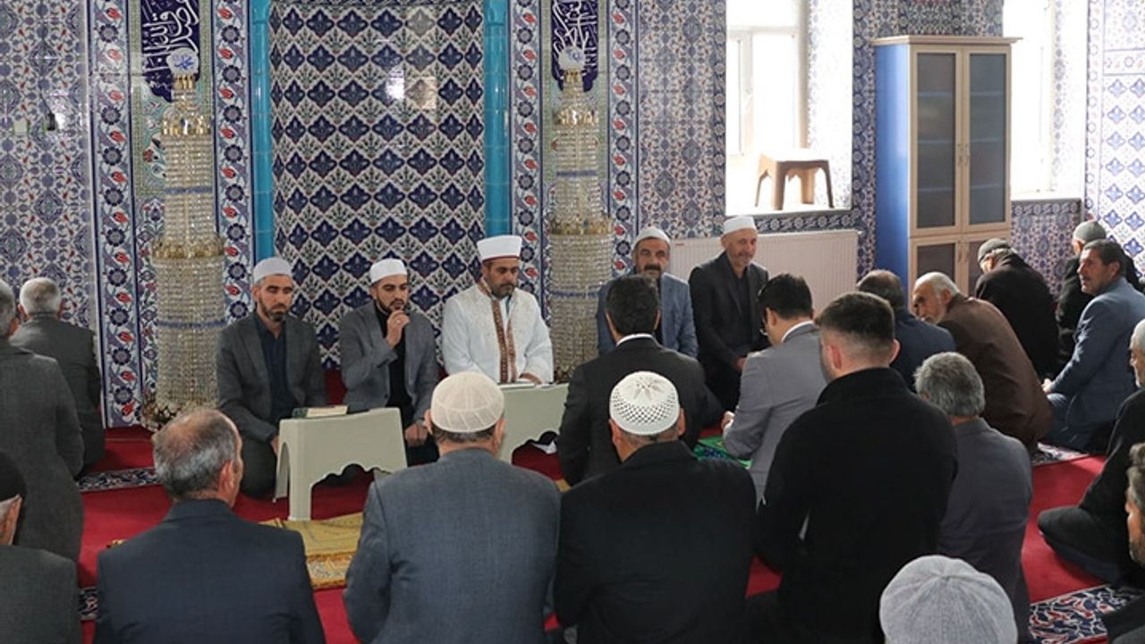 Ağrı'daki kazada vefat edenler için mevlit okutuldu