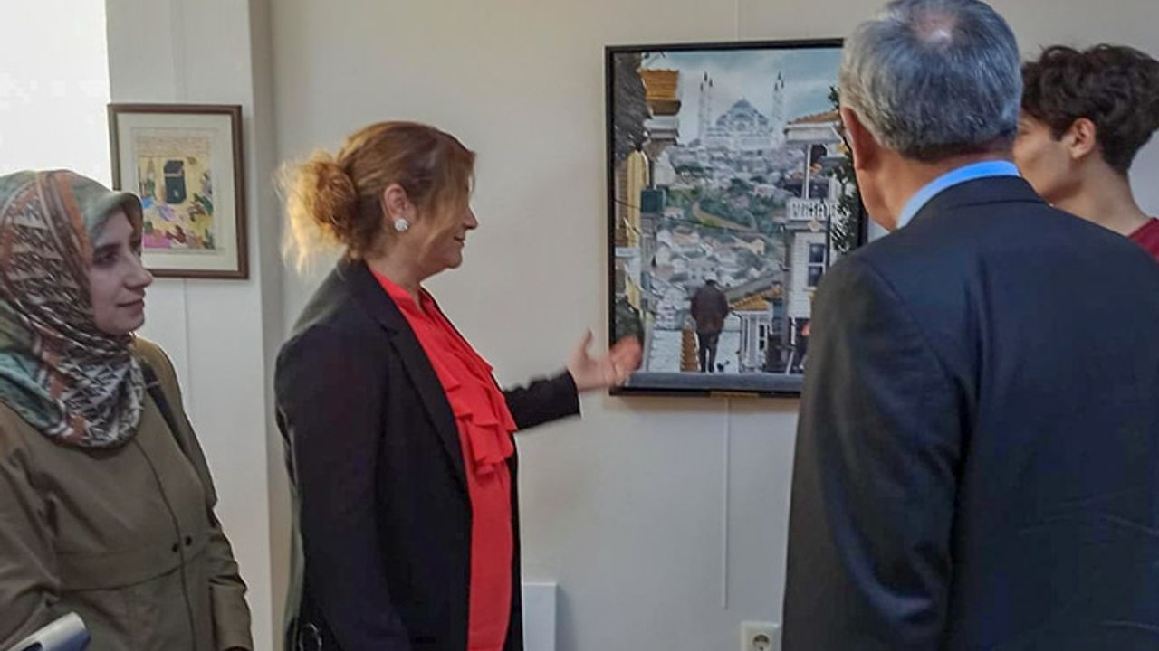 Mezitli'de "Cami ve Hayat" temalı resim yarışması düzenlendi