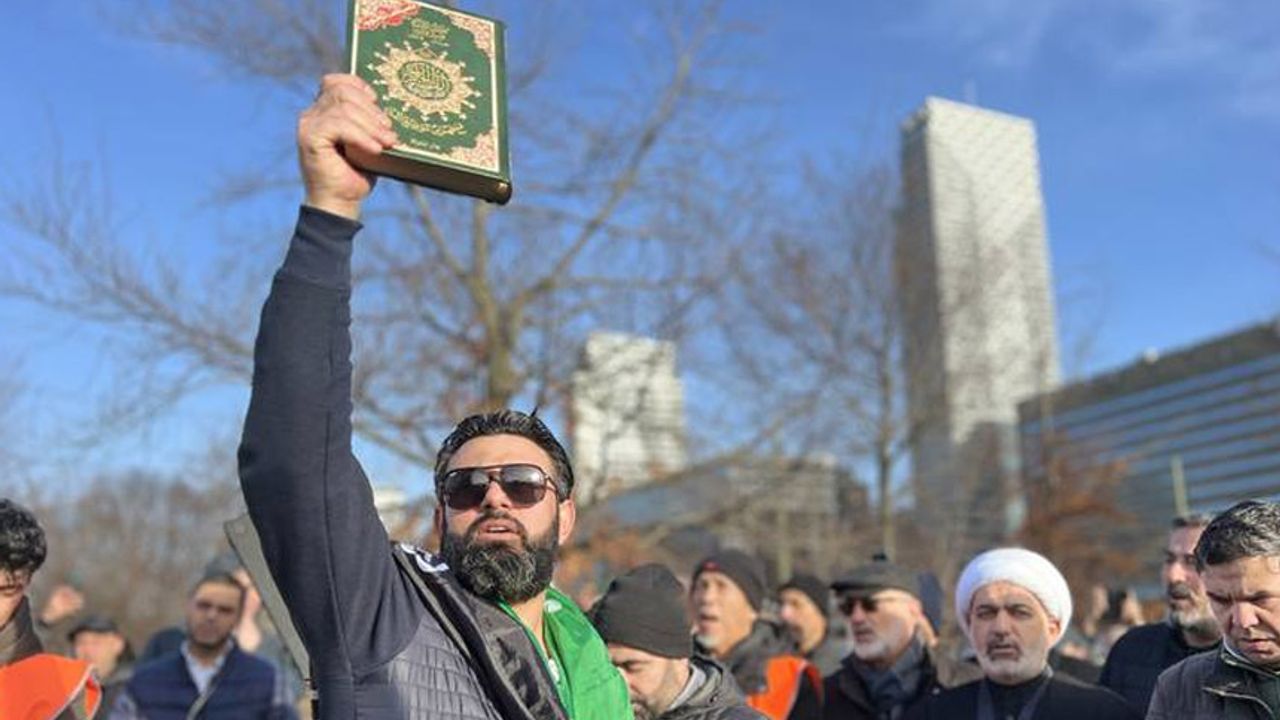 Hollanda’da Kur'an-ı Kerim'e yönelik saldırılar protesto edildi