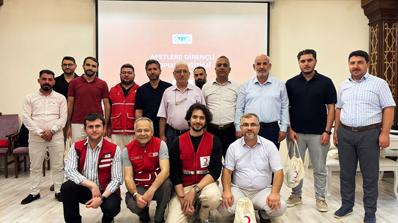 Adana’da “Toplum Liderlerinin Teşkilatlandırılması” projesi