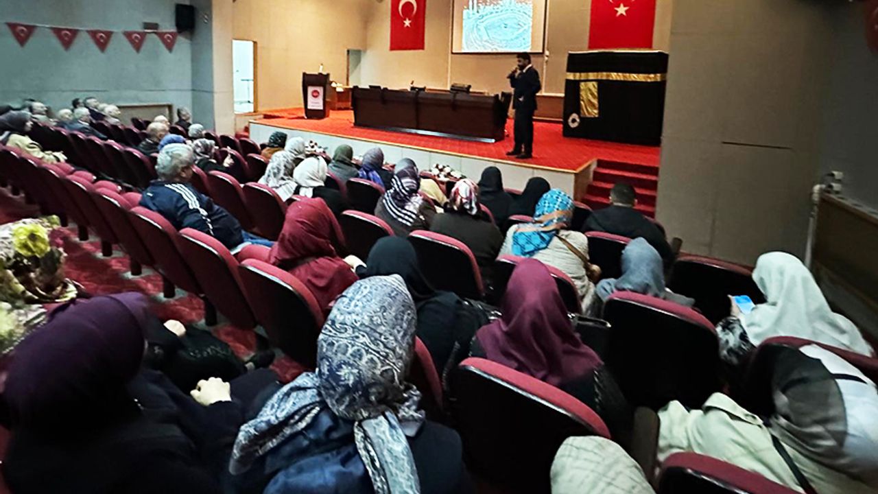 Trabzon’da umreciler bilgilendirildi