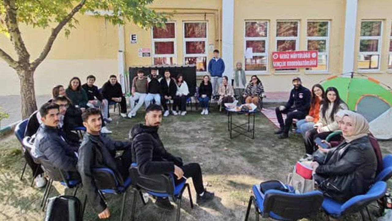 Gediz’de Diyanet İzcilik faaliyetleri devam ediyor