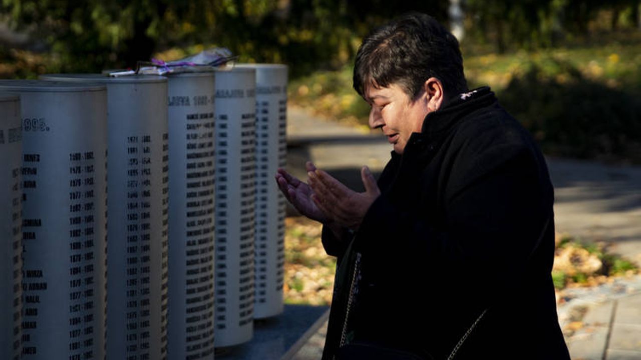 Saraybosnalılar, savaşta para karşılığı yakınlarını öldüren “katillerin” bulunmasını istiyor