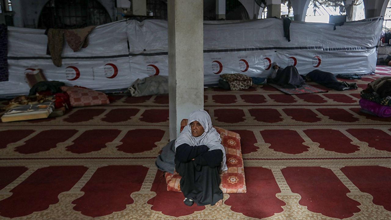 Bilal Bin Rabah Camii, Filistinlilerin barınma merkezi oldu