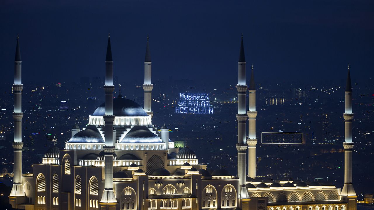 Mübarek üç aylar bugün başlıyor