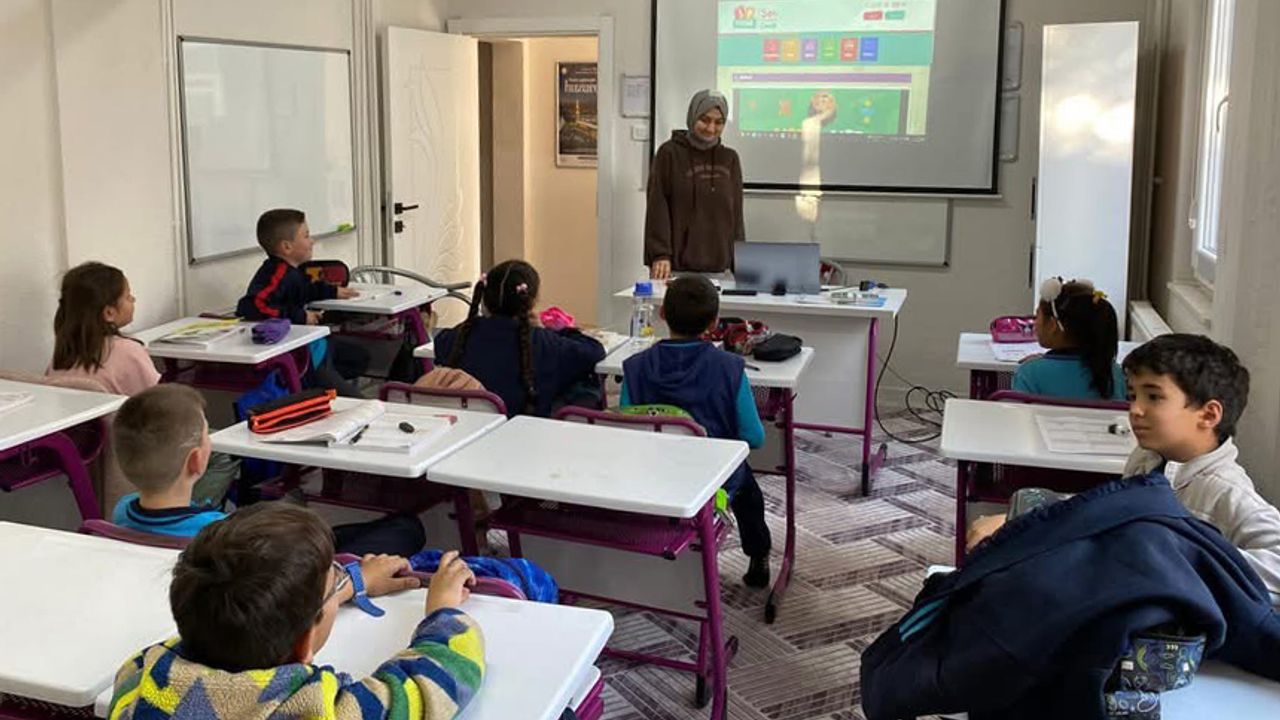 Sinanpaşa’da öğrencilere yönelik etüt programı başladı