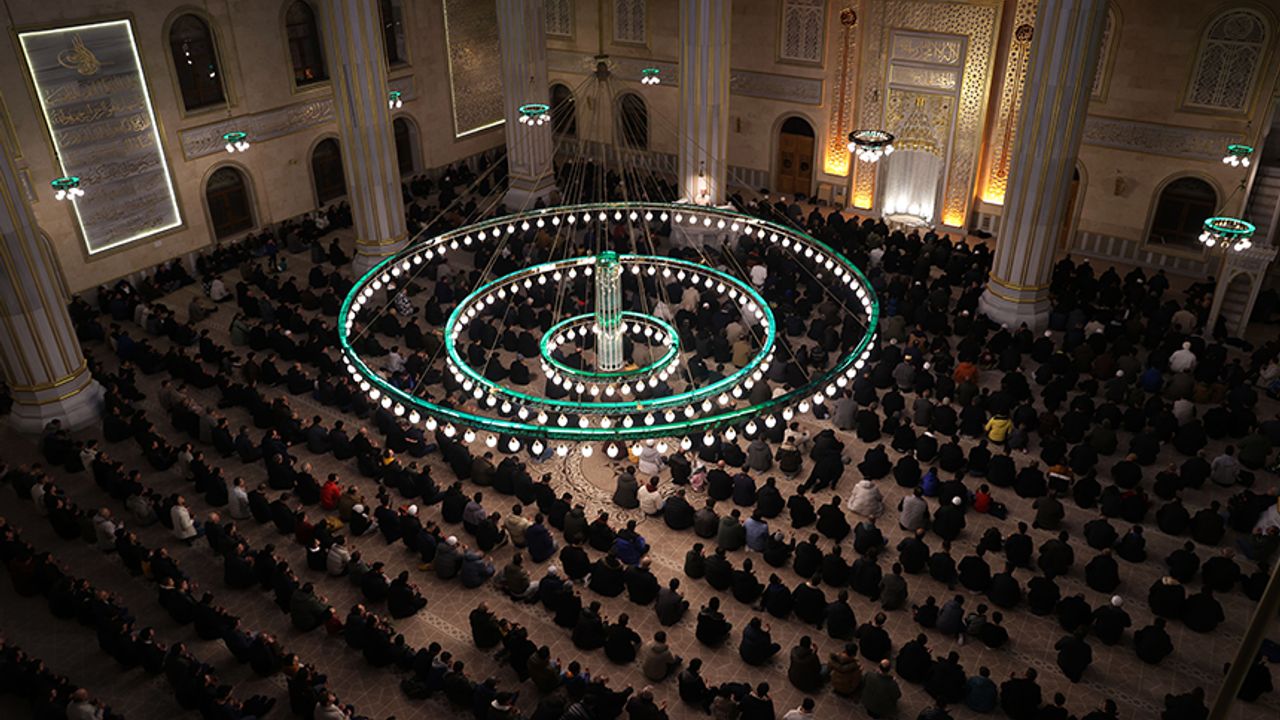 Miraç Gecesi dualarla idrak edildi