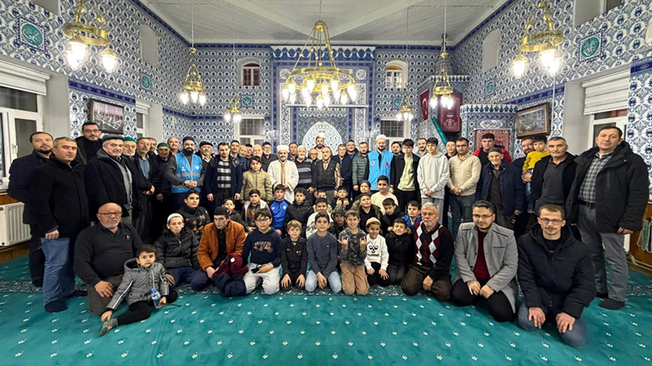 Seyitgazi’de aileler camide buluştu