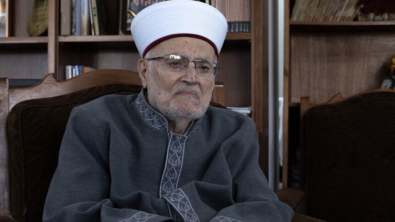 İşgalciler Mescid-i Aksa imam hatibi Şeyh Sabri'nin Aksa'ya girişini engelledi