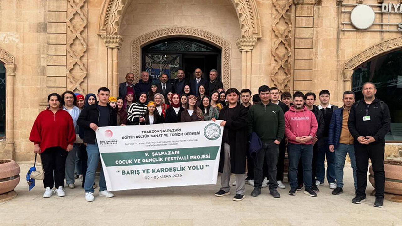 Şalpazarlı gençler Mardin'i keşfetti