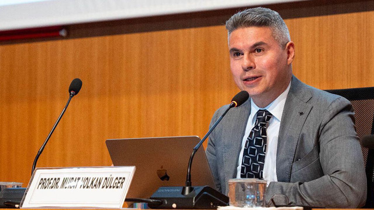 Gençler, dijital gruplardaki şiddeti "statü sembolü" olarak görüyor