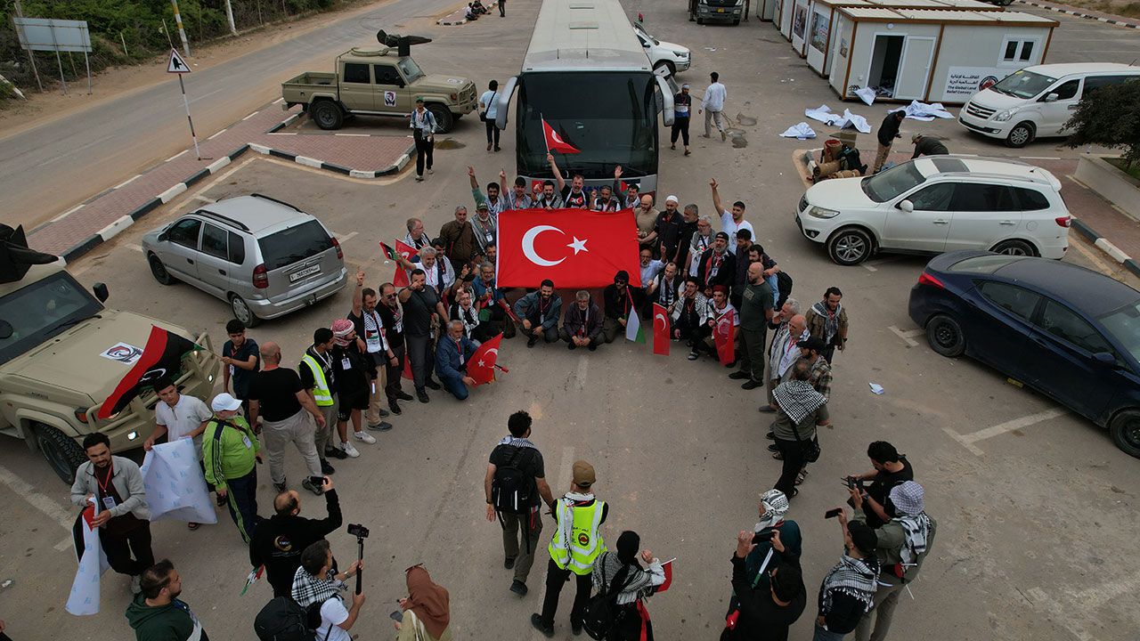 Sumud Kara Konvoyu, yola çıktı