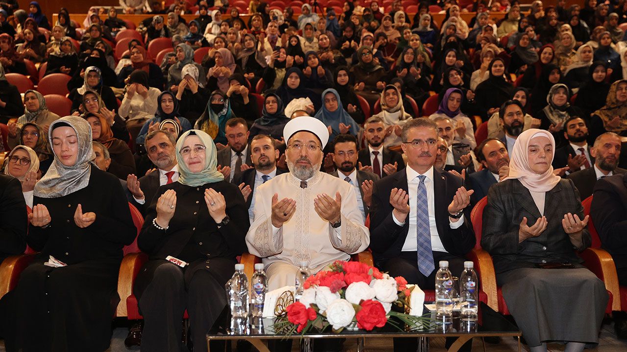Kur’an Kursları Açılış Programı Erzurum’da yapıldı