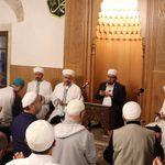 Tarihi Meydan Camii'nde hatimli sabah namazı geleneği sürüyor