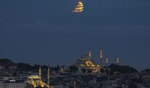 İstanbul'da parçalı ay tutulması