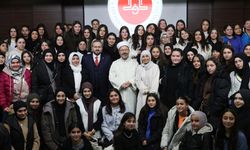 Diyanet, Avrupa'nın çeşitli ülkelerinden Türkiye'ye gelen gençleri ağırladı