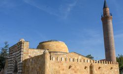 Kırşehir'de tarihi Cacabey Camii yenilendi