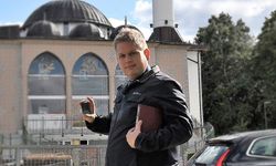 İsveç'te, Kur'an-ı Kerim yakan Paludan'a gıyabi tutuklama kararı