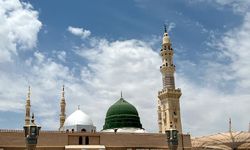 Diyanet'ten aile yılına özel umre turları