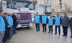 Yardım tırları deprem bölgesine gitmeye devam ediyor