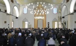 Üsküp’te yenilenen Sultan Murat Camii cemaatine kavuştu