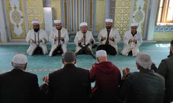 Seyhan'daki camilerde Kur'an ziyafeti düzenlendi
