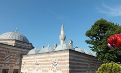 Üsküdar'ın gözdesi, Kuş Konmaz Camii