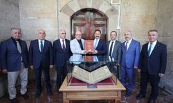 Amasya'da Yazma Eserler Kütüphanesi hizmete açıldı