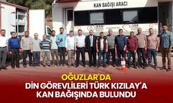 Oğuzlar'da din görevlileri Türk Kızılay'a kan bağışında bulundu