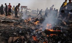 Afrika Birliği, katil İsrail'in Refah'taki kampa saldırısını kınadı
