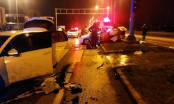 Erzurum'daki trafik kazasında 3 kişi hayatını kaybetti, 5 kişi yaralandı