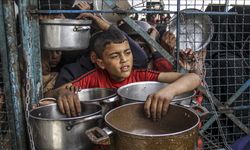 Gazze'deki hükümetten, yardım girişinin azaldığı Gazze'nin kuzeyinde "kıtlık uyarısı"