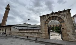 Sivas'taki 827 yıllık Ulu Cami kapsamlı onarıma hazırlanıyor