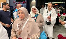 DİTİB’in hac kafilesi Mekke'de güllerle karşılandı