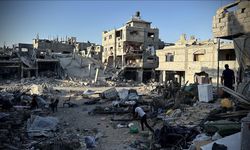 Katil İsrail'in Gazze'ye saldırılarında en az 15 Filistinli hayatını kaybetti