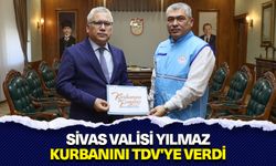 Sivas Valisi Yılmaz, kurbanını TDV'ye verdi