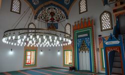 Savaşta yıkılan tarihi Sinan Bey Camii açılış için gün sayıyor