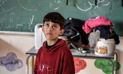 Gazze'de 300 bin civarı UNRWA öğrencisi yaklaşık 9 aydır okula gidemiyor