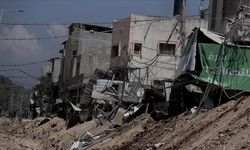 Katil İsrail güçleri 12 saat süren baskının ardından Tulkerim'den çekilirken geride büyük yıkım bıraktı