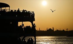 İstanbul'da bazı vapur seferlerine hava muhalefeti engeli