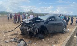 Sakarya'da iki otomobilin çarpıştığı kazada 1 kişi öldü, 1 kişi yaralandı